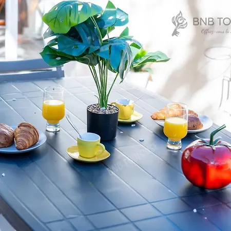 - Refuge Urbain - Clim - Terrasse - Parking - Wifi - Proche Transports